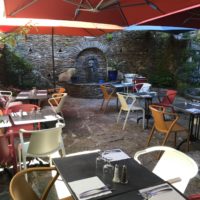 terrasse-creperie-rochefort-en-terre